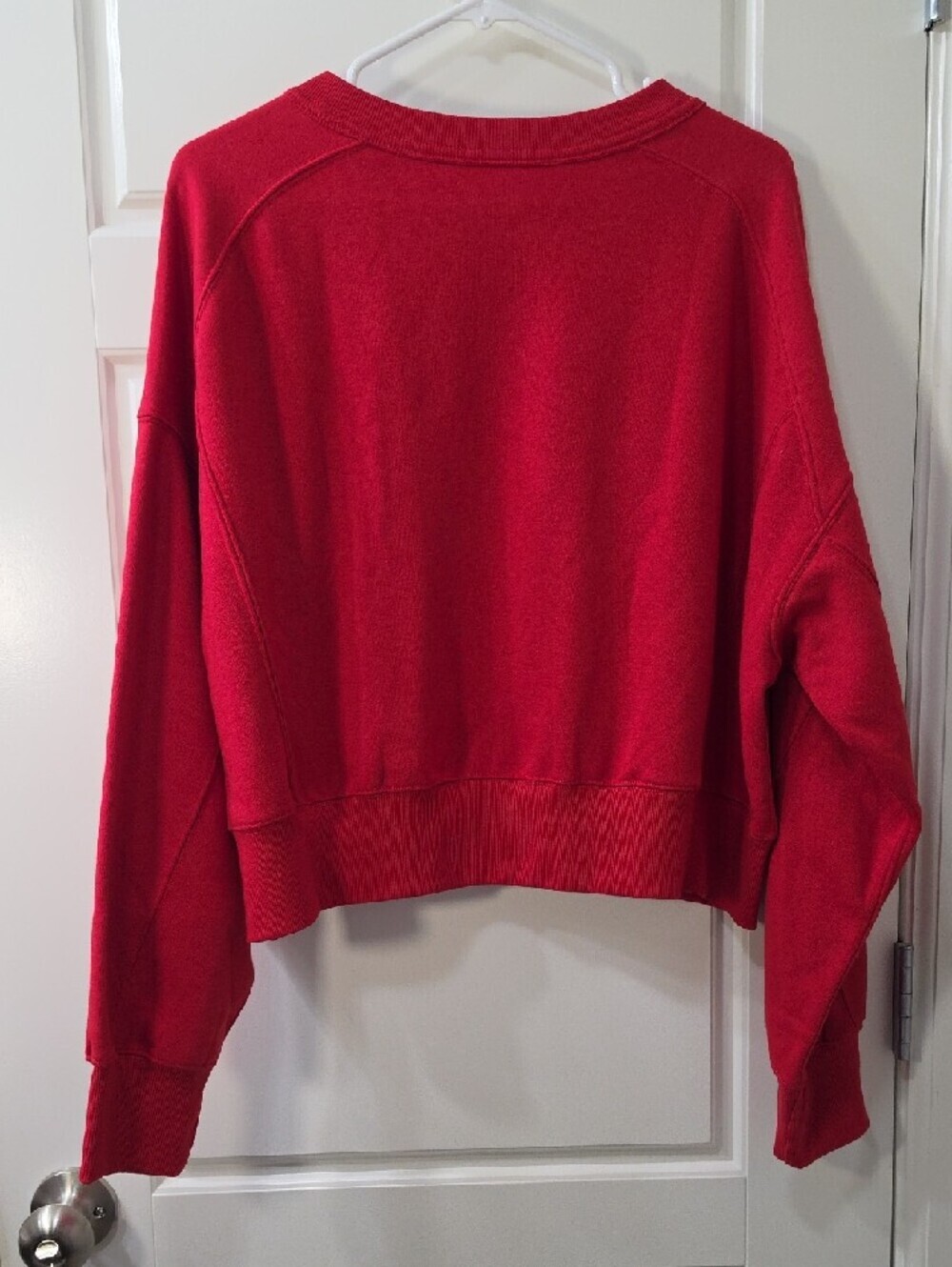 SO Cropped Red Crewneck Sweatshirt - Medium - Picture 5 of 8